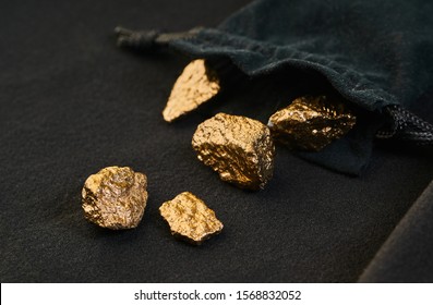 16,639 Gold nugget Stock Photos, Images & Photography | Shutterstock