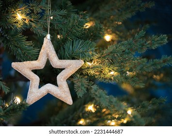 Gold star Chritmas tree decoration