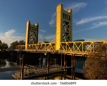 Gold Tower Bridge Sacramento California During Stock Photo 766856899 ...