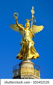 382,626 Golden statues Images, Stock Photos & Vectors | Shutterstock