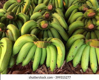 Golden Bananas Fresh Market Stock Photo 399315277 | Shutterstock