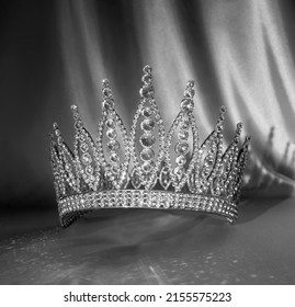 Golden Contest American Royal Crown. Precious Accessory. Queen. Black And White Photo, Monochrome.