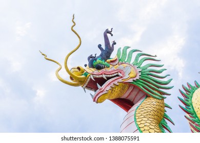 Golden Dragon Architecture Statue Buddhist Temple Stock Photo ...