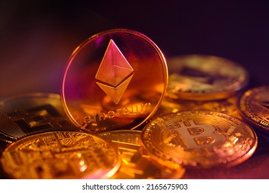 2,473 Etherium coin Images, Stock Photos & Vectors | Shutterstock