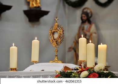 Golden Monstrance Candles Jesus Statue Background Stock Photo 462061315 ...