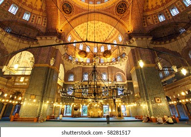 Golden Mosque - Yeni Camii, Istanbul - Interior