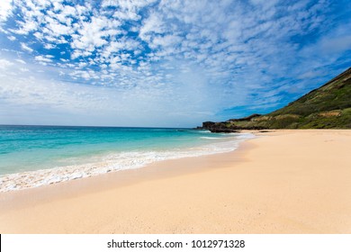 Golden Sand Of Sandy Beach, O'ahu, Hawaii