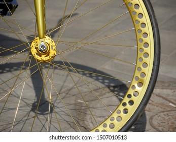 golden spokes bike shop