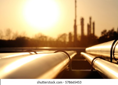 Golden Steel Pipe Network In Crude Oil Refinery