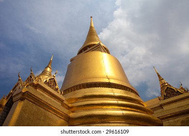 134 Phra sri ratana chedi Images, Stock Photos & Vectors | Shutterstock