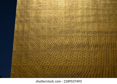 1,769 Modern facade gold reflection Images, Stock Photos & Vectors