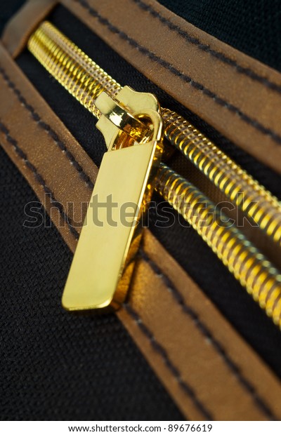 Golden\
zipper