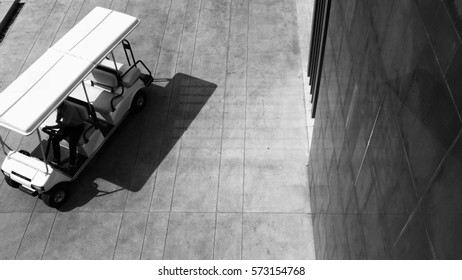 Golf Car Black&white Tone