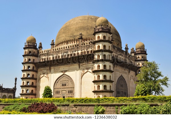 Golgumbaz Bijapur Karnataka India Stock Photo (Edit Now) 1236638032