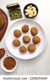 Gond And Methi Ke Laddu Or Pinni. Fenugreek Laddu Made From Fenugreek Seeds, Saunf, Jaggery, And Nuts. Immunity Booster Food For Winters. Copy Space