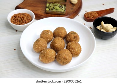 Gond And Methi Ke Laddu Or Pinni. Fenugreek Laddu Made From Fenugreek Seeds, Saunf, Jaggery, And Nuts. Immunity Booster Food For Winters. Copy Space