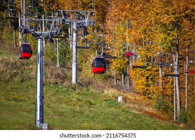 Gondola Lift on Jaworzyna Krynicka Mountain in autumn. Krynica-Zdroj, Poland. - Shutterstock ID 2116754375
