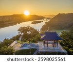 Gongsanseong Fortress in Gongju-si, is a fortress built during the Baekje period.
It was registered as a UNESCO World Heritage Site
