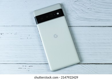 google pixel 6 pro 128gb cloudy white