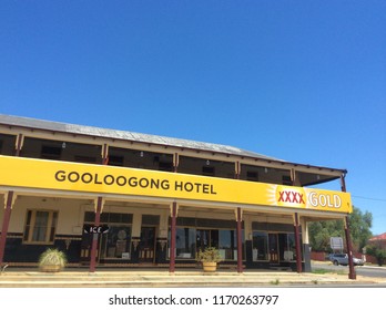 Gooloogong Hotel NSW Australia August 2018 Outback Drinking Hotel