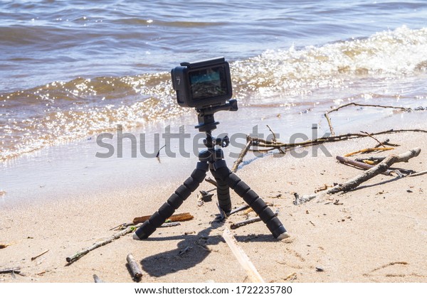 Gopro 7 BLACK camera takes pictures\
of the sea shore video. Minsk, Belarus - May 02\
2020