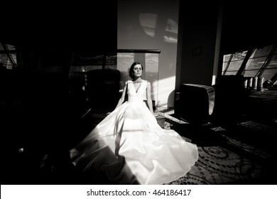 https://image.shutterstock.com/image-photo/gorgeous-bride-sits-restaurant-260nw-464186417.jpg
