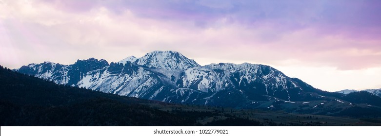 Gorgeous Purple Sky On A Panoramic Shot Of A Mountain Range Near Bozeman, Montana