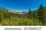 Gorgeous view of mountains in the Sawtooth National Recreation Area