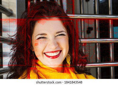 Wunderschönes Young Happy Woman Gesichtsporträt. Beauty Model Girl mit perfektem Make-up, rote Lippen.