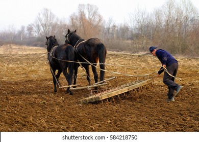 261 Plow By Hand Old Farmer Stock Photos, Images & Photography ...