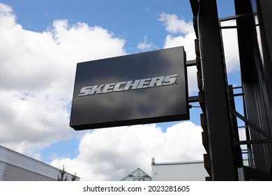 skechers sign