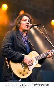 GOTHENBURG, SWEDEN - AUGUST 14: Jeff Tweedy Of The Band Wilco Performs At The Way Out West Festival August 14, 2009 In Gothenburg, Sweden