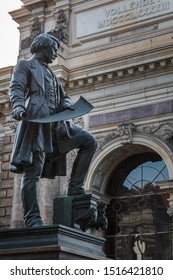 Gottfried Semper Memorial On The Brühl Terrace In Dresden