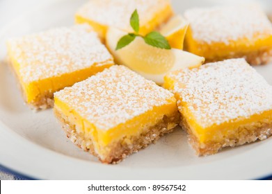 Gourmet Homemade Lemon Bars
