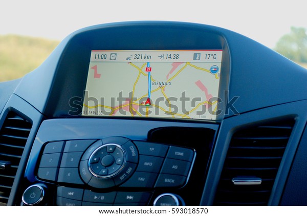 GPS, device in car help driver to find the way\
with easy auto function