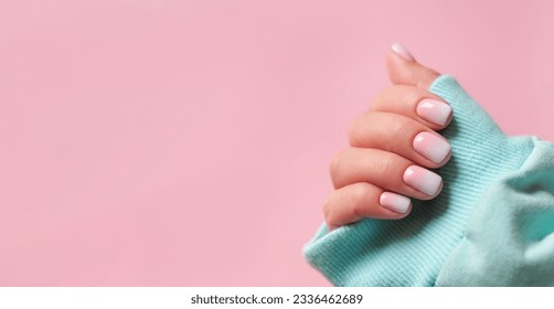 Gradient  nails pink