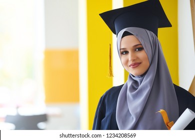 graduation outfit hijab