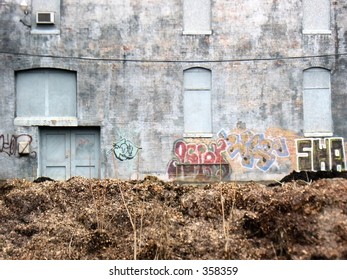 Graffiti wall