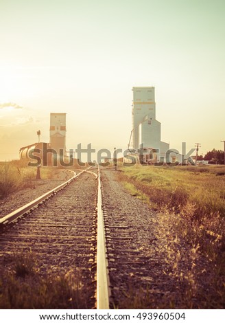 Grain Elevators - Small prairie town 