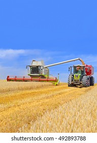 Grain harvesting combine - Shutterstock ID 492893788
