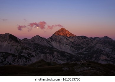 Gran Sasso D'italia, View Of Mount Cefalone In The Early Hours Of The Day, Abruzzo Italy 