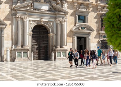 Granada, Spain - May 15 2018: Old Town Square With Beautiful Renaissance Style Building On The Background And Sightseeing Tour Group