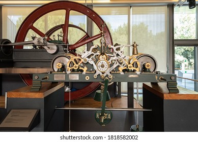 Granada, Spain. October 18th, 2019. Giant Monumental Clock Made In The 30s Of The Twentieth Century Exhibited In The Foyer Of The Science Museum Of Granada. 