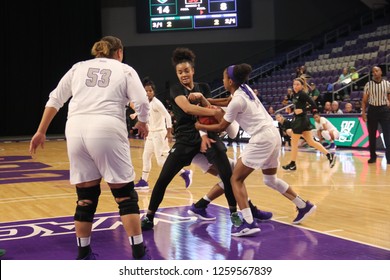 Grand Canyon University Lopes vs the Portland State University Vikings woman basketball at GCU Arena in Phoenix, Arizona/ USA December11,2018.