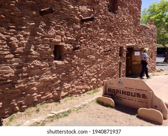 GRAND CANYON VILLAGE, AZ, USA - MAY 23 2013: Adobe Brick Hopi House, A Hopi-style Building With Native American Crafts.