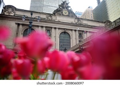 Grand Central Station Terminal Building Exterior On Summer Day, 42nd Street In Midtown Of Manhattan, New York City. Travel, Tourism, Sightseeing Of Nyc.