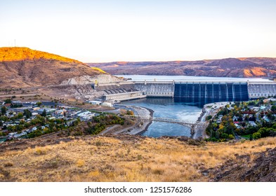 Grand Coulee Dam And Columbia River, Washington-USA