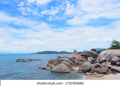 The Grand Father And Mother Rock Or Hin Ta-Hin Yai, Koh Samui. Hin Ta-Hin Yai Is Another Famous Tourist Attraction On The Island. A Natural Stone Shaped Like Male And Female Gender Symbols