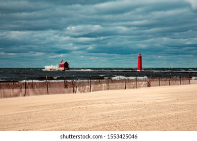 Grand Haven Beach Light House 