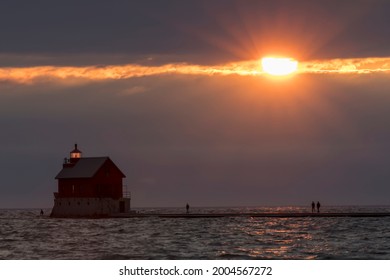 Grand Haven Lighthouse and pier, Grand Haven, Michigan
